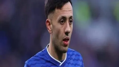 巴斯克斯续约悬而未决，协商或遭遇挑战